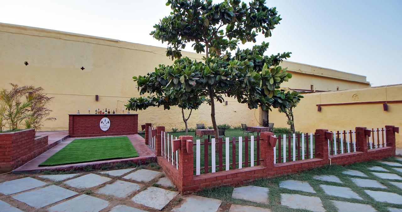 Jawai Castle Resort - A Heritage Hotel In Jawai Leopard Reserve Bisalpur Esterno foto